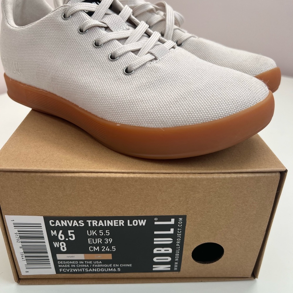 Nobull WOMEN'S GUM CANVAS TRAINER size 8